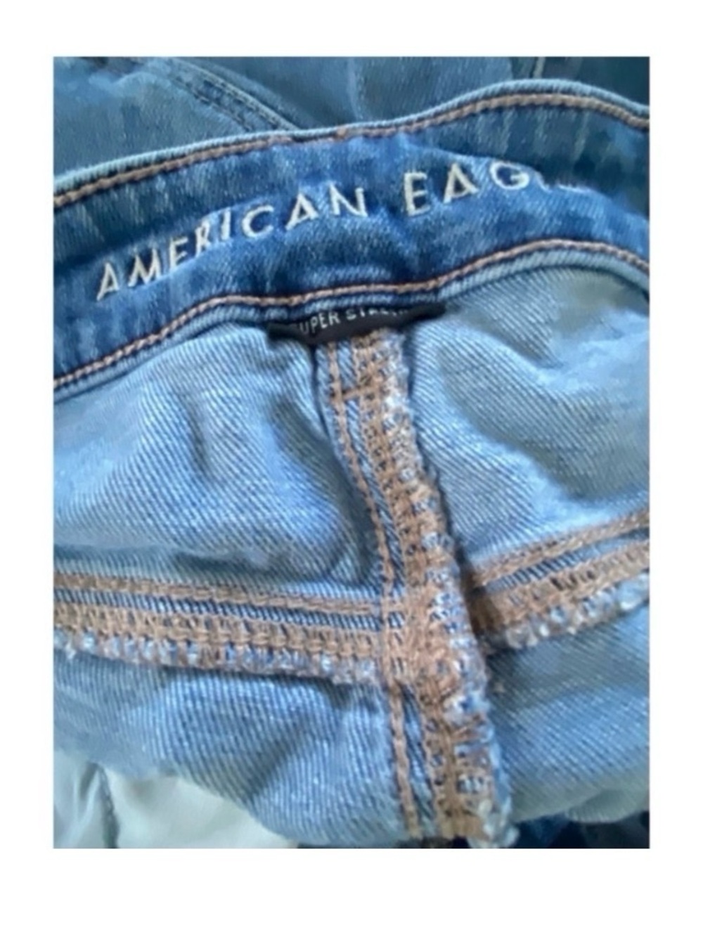 AMERICAN EAGLE Ripped High Rise Jean Shorts Size 12 - Picture 5 of 8